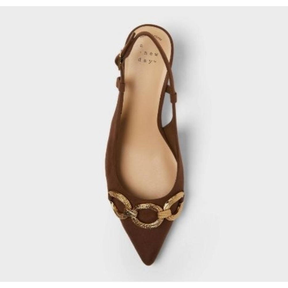 Women's Tabitha Oversized Chain Sling Back Heels with Memory Foam Insole - Picture 6 of 10